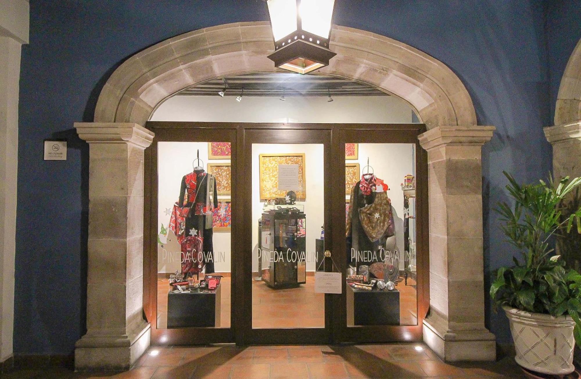 Hotel Casino Morelia Bagian luar foto