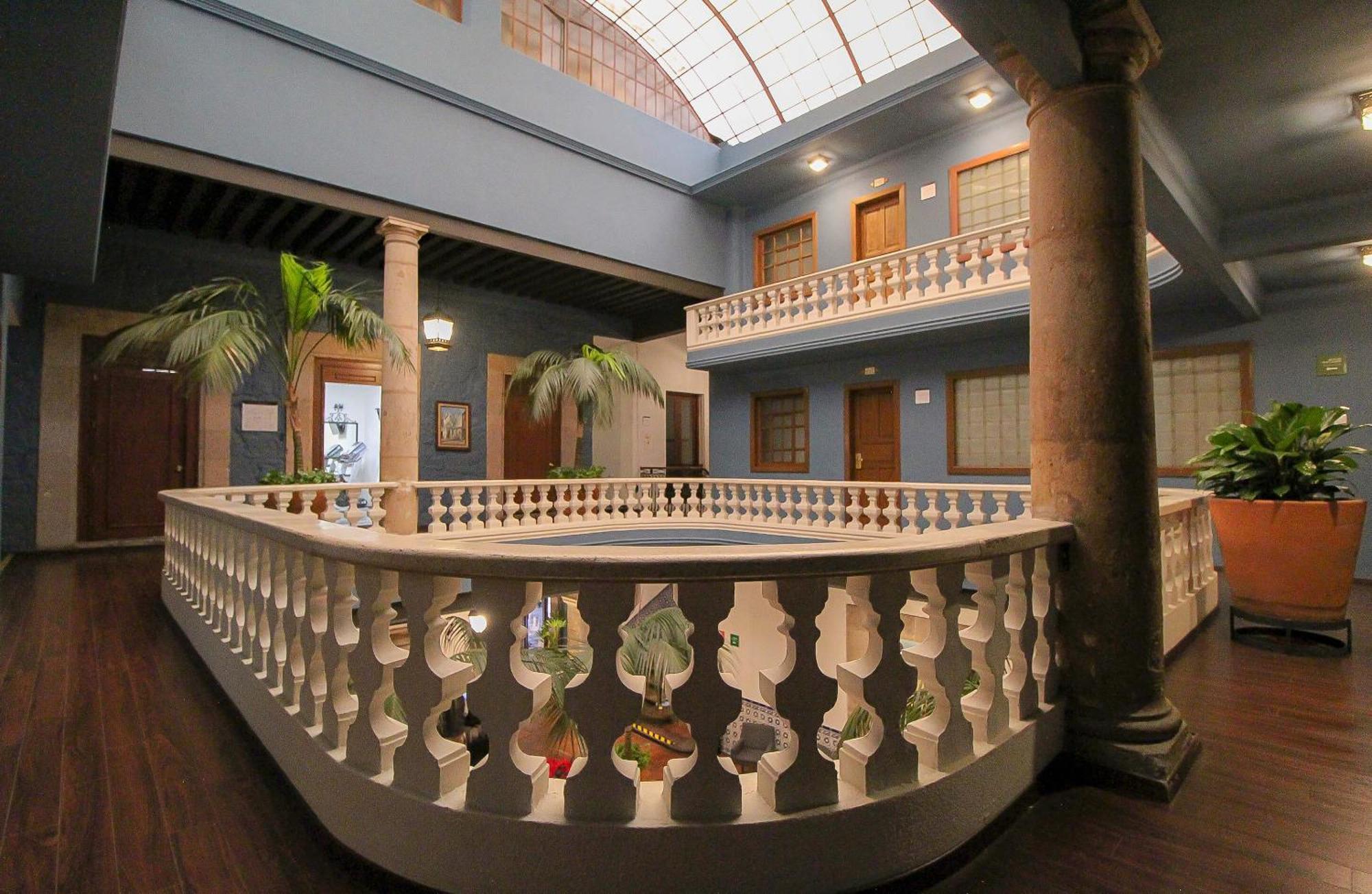 Hotel Casino Morelia Bagian luar foto