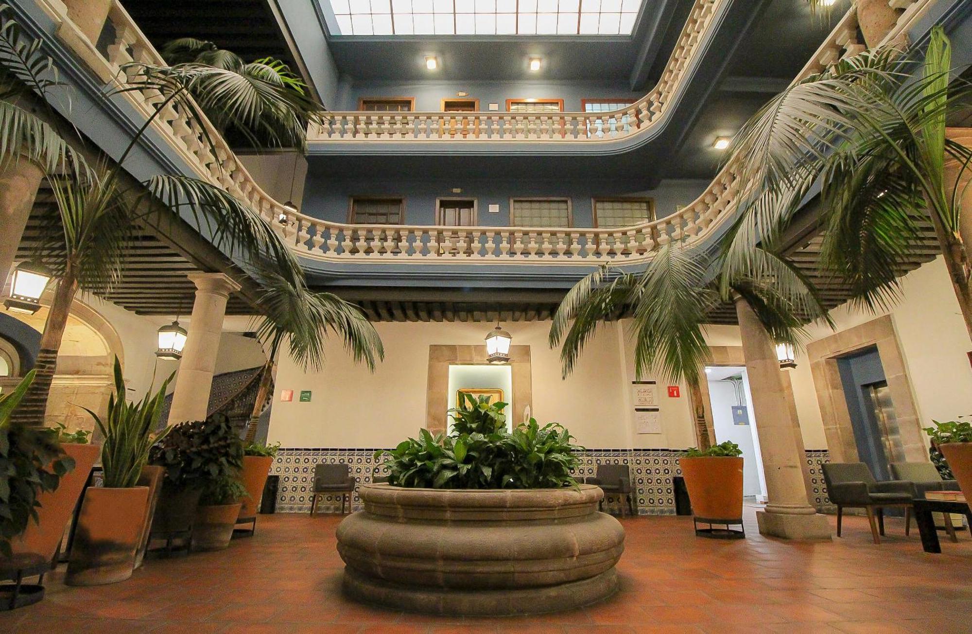 Hotel Casino Morelia Bagian luar foto