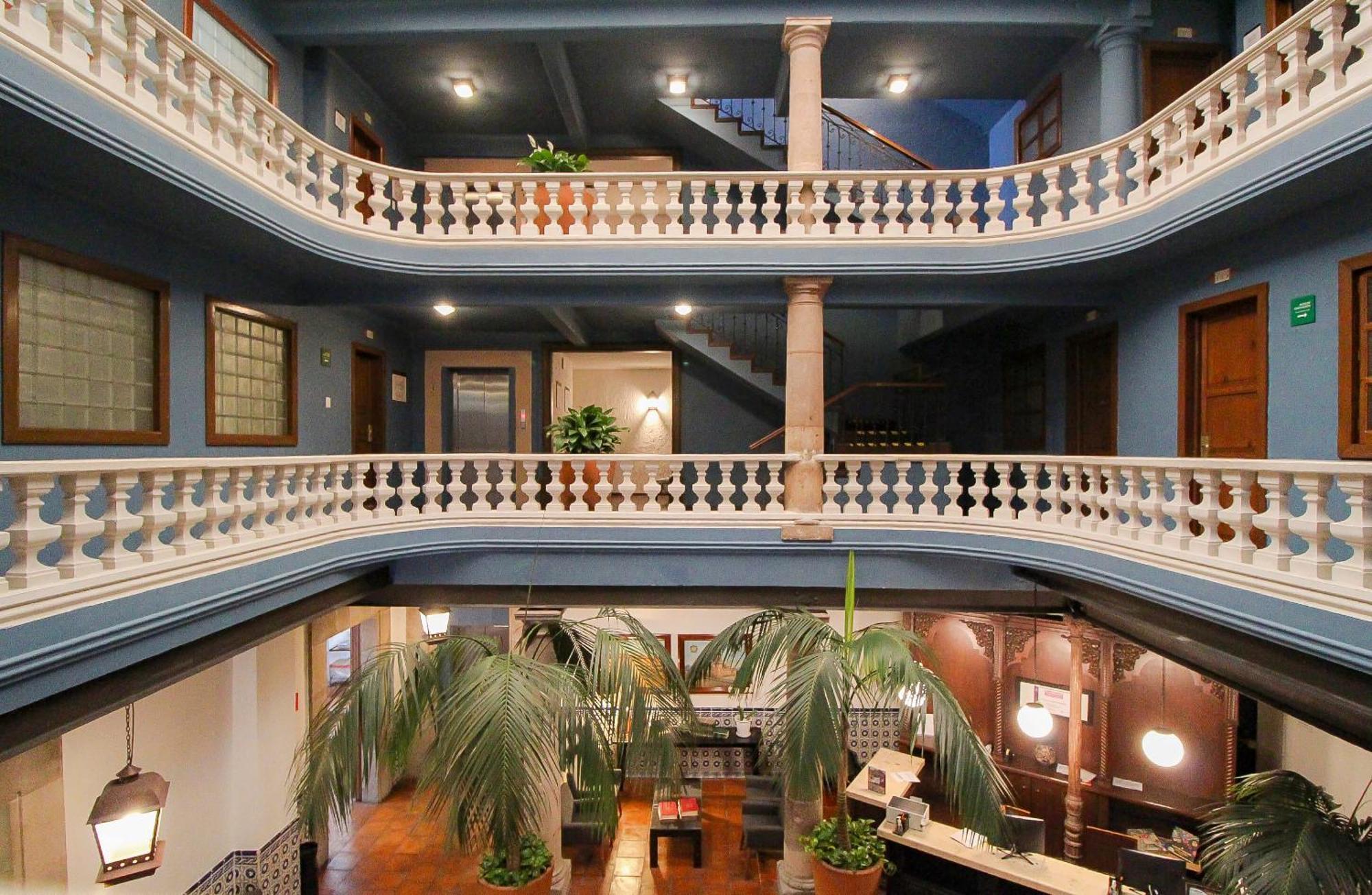 Hotel Casino Morelia Bagian luar foto