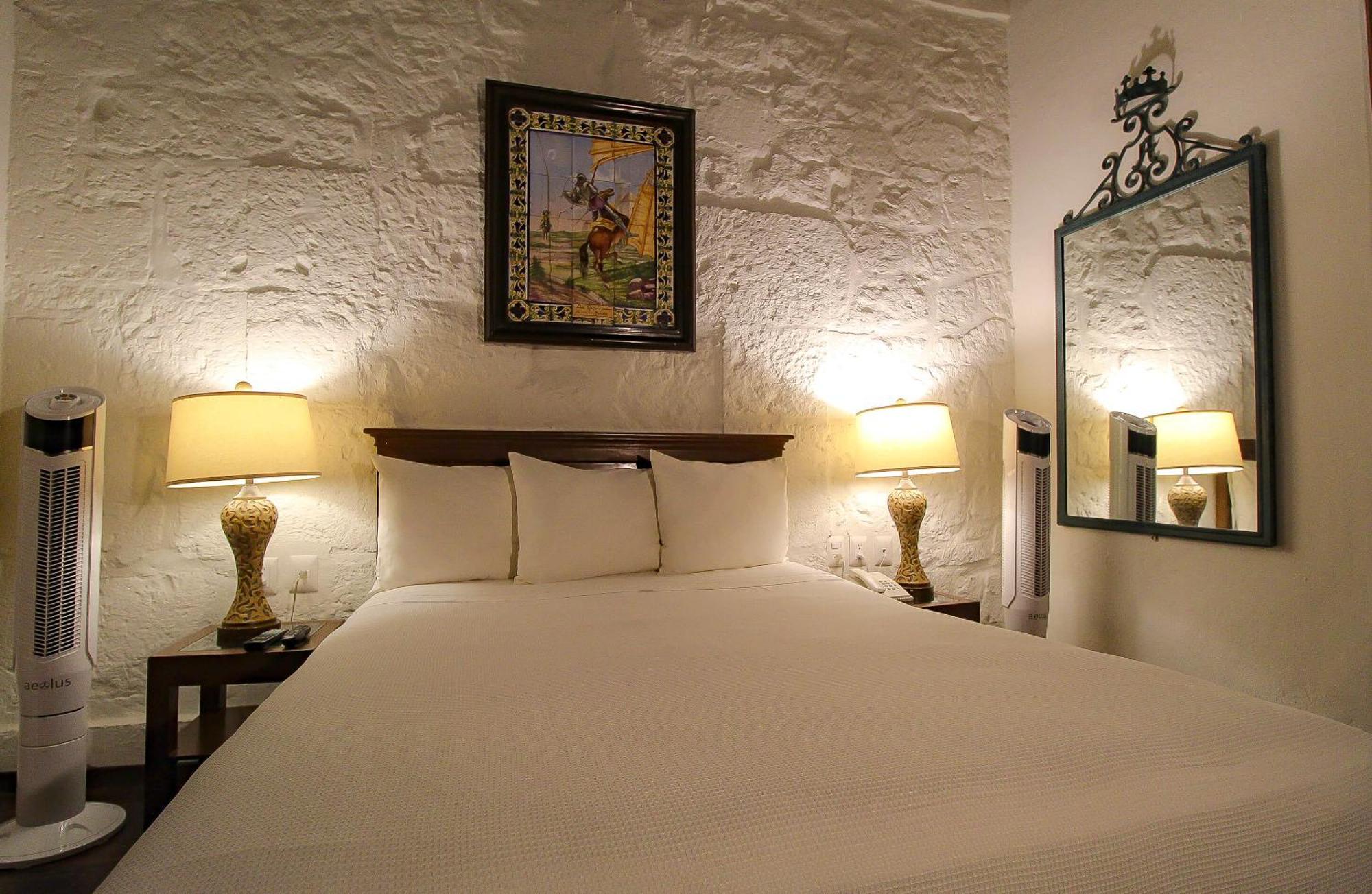 Hotel Casino Morelia Bagian luar foto