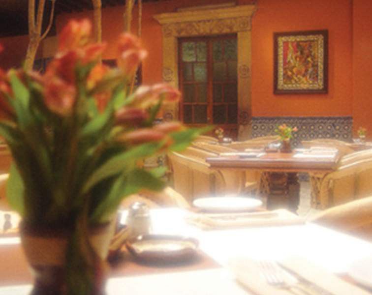 Hotel Casino Morelia Bagian luar foto