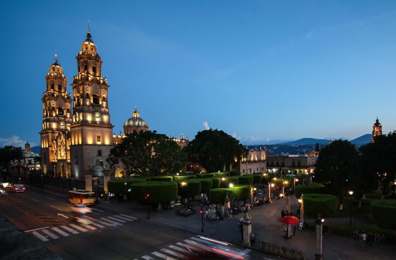 Hotel Casino Morelia Bagian luar foto